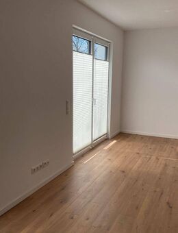 "Moderne Neubauwohnung mit Sonnenbalkon - stilvoll wohnen auf 75?m²" - Winsen (Aller)