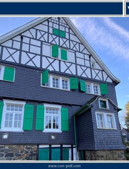 Echt Bergisch: Teilsaniertes Fachwerkhaus mit Fernblick - Solingen (Klingenstadt)