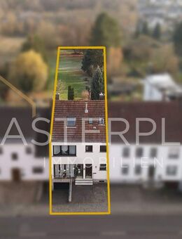 Wohn-und Geschäftshaus mit Frisörsalon (3FH möglich) - Schwalbach