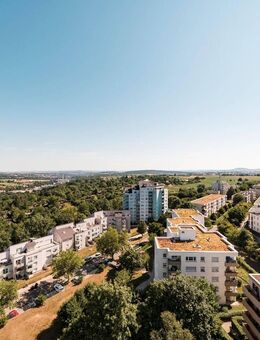 Rarität - Lichtdurchflutete 3,5 Zi.-Wohnung mit Fernblick und 3 Loggien - Stuttgart