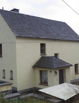 Objekt-Nr.: 8022 - Einfamilienhaus mit viel Potential - nach Modernisierung können Sie sich Ihr Traumobjekt erschaffen - in ruhiger Lage in Adorf OT G - Adorf (Vogtland)
