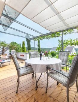 Einziehen und Aufblühen - Haus mit herrlichem Garten und Ausblick - Aidlingen