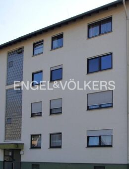 Charmante 3,5-Zimmer-Dachgeschosswohnung mit großer Terrasse - Eppelheim