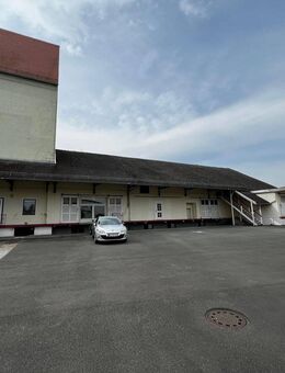 Gewerbeobjekt mit Büros und großer Freifläche - Arnstadt