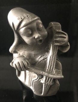 Massive Zinnfigur - Nonne mit Cello - Gelsenkirchen
