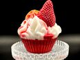 Duftkerze „Strawberry Waffle Cupcake“ ❤️6,99€❤️ in 99423