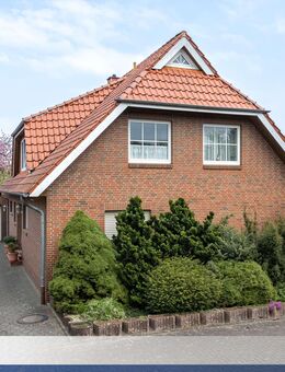Geräumiges Ein- bzw. Zweifamilienhaus in beliebter Lage von Oldenburg, Obj. 8595 - Oldenburg