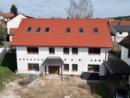 Entkerntes 5-Familienhaus: Top Sanierungsobjekt mit Baugenehmigung, KfW-70EE Effizienzh., aufgeteilt - Rückersdorf (Bayern)