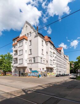 GROßZÜGIGE ETW IN PARKNÄHE // Vermietete 2-Raum-Wohnung mit Wannenbad in Leipzig-Stötteritz - Leipzig