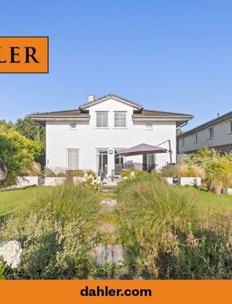 Wohnen für Individualisten, großzügige Stadtvilla mit zeitloser Eleganz - Wohlfühlen in Pinneberg! - Pinneberg