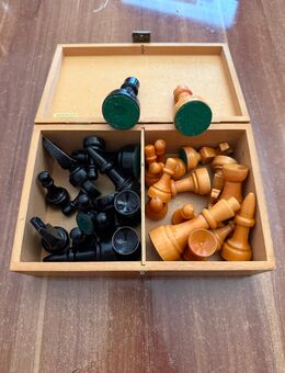 Schachfiguren aus Holz - Wuppertal