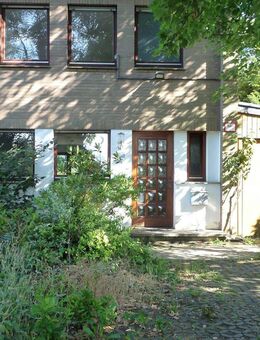 Reiheneckhaus mit Garage u. Carport - Mönchengladbach