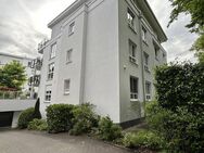 Wohntraum mit Kamin und Garage - 3-Zimmer-Designwohnung in Top-Lage Frankfurt-Frankfurter Berg - Frankfurt (Main)