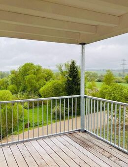 4 Zimmer Penthousewohnung inkl. Carport und auf Wunsch 450m² Garten - Villingen-Schwenningen