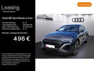 Audi Q8, Sportback S line 55 quattro TV Optikpaket, Jahr 2023 - Oberursel (Taunus)