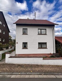 Charmantes Einfamilienhaus mit sehr schönem Garten in Riegelsberg - Riegelsberg