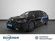 VW Passat Variant, 2.0 TDI R-Line BlackStyle, Jahr 2024 - Mainz