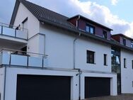Provisionsfrei!!! Exclusive 4-Zimmer Wohnung mit Garage in Nufringens Bestlage! - Nufringen