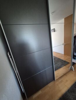 Kleiderschrank Anthrazit mit Spiegel - Neckarwestheim