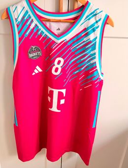 Heimtrikot Telekom Baskets Bonn - München
