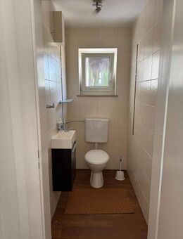 Ruhige 5 Zi-Whg. in Berg mit Balkon, renoviert - Berg (Regierungsbezirk Oberbayern)