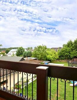 Freistehendes, geräumiges Wohnhaus auf 790 m²-Grundstück in Forsbach/Altvolberg - Rösrath