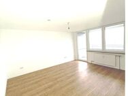 ***Achtung! Topgepflegte, renovierte 4-Zimmer-Wohnung mit Sonnen-Balkon zu verkaufen*** - Augsburg