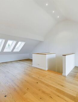 Neuwertige Maisonettewohnung in ruhiger Zentrumslage von Husum - Husum (Schleswig-Holstein)