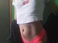 Heiße Femboy Bilder/Videos - Essen