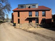 Zwei Balkone, idyllisch gelegener Neubau, eine wunderbare Rarität! - Rinteln