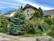 Villenartiges Einfamilienhaus mit großem Gartenanteil und Nebengebäuden in Radebeul - Radebeul