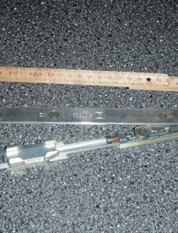 WSS-Kipp-Dreh-Schere,Hueck,S 375,silberfarb. - Ulmen