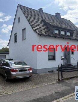 Zweifamilienhaus mit 1.229 m² Traumgrundstück – ideal für zwei Generationen oder zur teilweisen Vermietung - Menden (Sauerland)