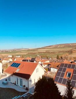 Attraktives EFH mit ELW mit tollem Ausblick - Mertesheim
