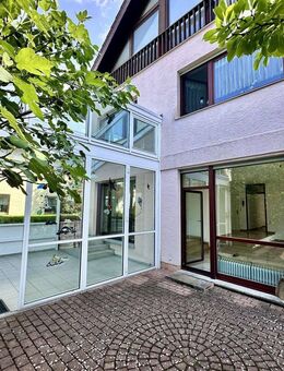 Ihr Rückzugsort in Offenbach - Wohlfühlen auf zwei Ebenen mit Garten und Wintergarten - Offenbach (Main)