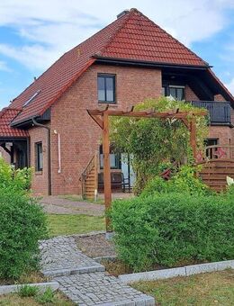 Großzügiges Einfamilienhaus mit Doppel-Garage in Soltau-Harber - Soltau