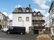Für Kapitalanleger oder Großfamilie: Vermietetes Mehrfamilienhaus mit 4 PKW-Stellplätzen - Lösnich