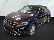 VW T-Roc Cabriolet, 1.0 TSI Style, Jahr 2024 - Wackersdorf