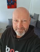 Suche Thai Lady für Beziehung / Freundschaft in 70374