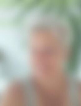 Con*** - Halle (Saale)