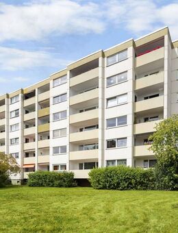 Wettbergen leerstehend: 3-Zimmerwohnung mit 2 Bädern, Parkett, Balkon und TG-Stellplatz - Hannover