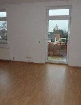 --- Großzügige Wohnung im Wohnpark Selauer Straße --- - Weißenfels