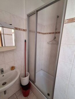 Objekt-Nr.: 7025 -vermietete 1-Zimmer-ETW im EG mit Dusche zentrumsnah in Plauen - Plauen