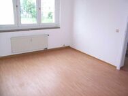 Schöne und günstige 3-Zimmer-Wohnung mit Loggia/Balkon - Neustadt (Sachsen)