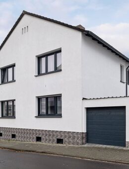Saniertes MFH mit 5 Wohneinheiten - Kapitalanlage mit Potenzial oder teils zur Eigennutzung! - Friedrichsdorf