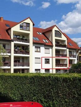 SOFORT verfügbar! Sehr gepflegte 3-Zi.-Wohnung mit geh. Innenausstattung, Balkon, EBK, Pkw-Stellpl. - Neukirchen (Erzgebirge)