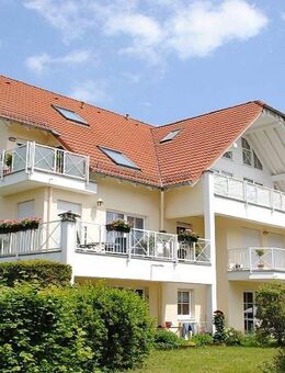 Markkleeberg- großzügige Etagenwohnung in begehrter Lage mit Balkon & Stellplatz - Markkleeberg