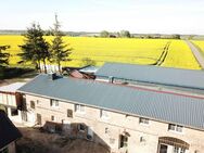 Großzügige 5 Zimmer Wohnung mit Weitblick, 2 Terrassen, Garten, Keller & Stellplätzen - Dummerstorf