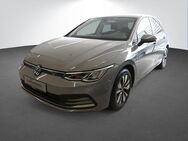 VW Golf, 2.0 TDI VIII Lim Automatik Move IQ Drive, Jahr 2023 - Karlsruhe