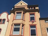 Schöne und helle 4-Zimmer-Wohnung im 4-Familienhaus, renoviert und gepflegt - Düren